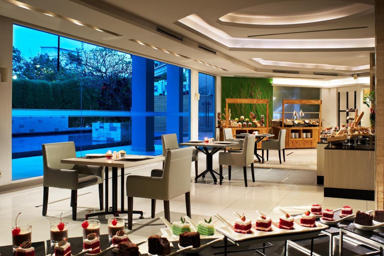 El Hotel Jakarta Exterior photo